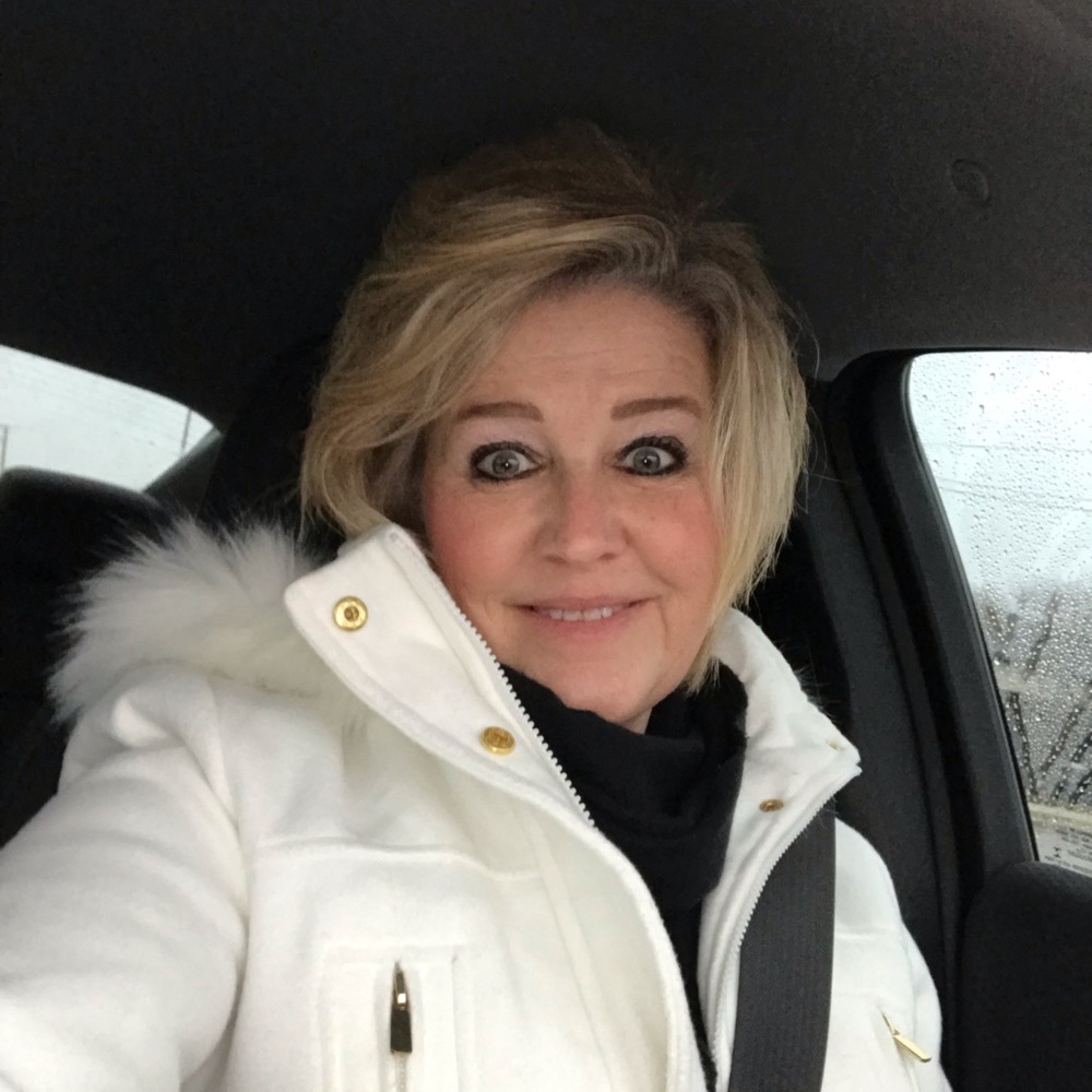 Meet your Posher, Angie